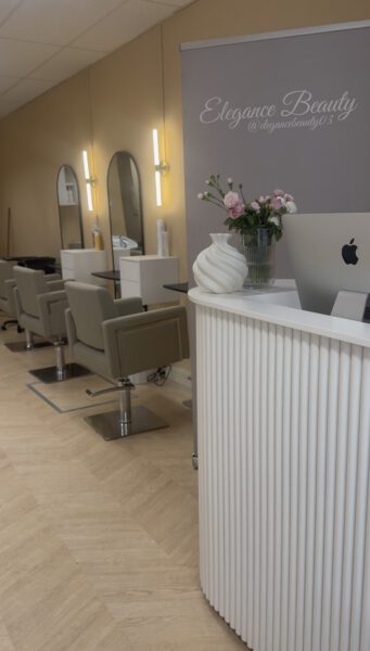 Kapsalon foto van Amazing Hairstyling