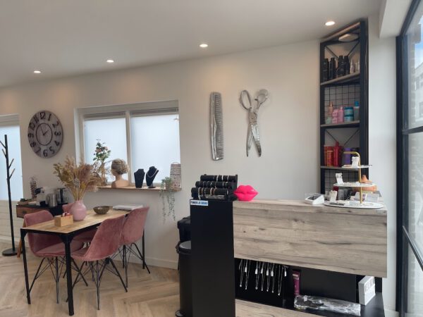 Kapsalon foto van Bruid en Beauty Almere
