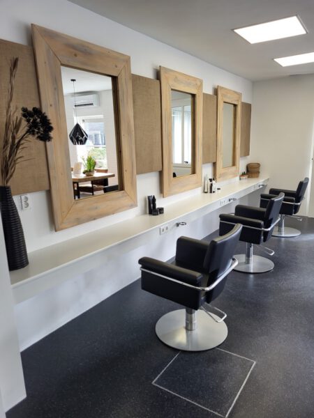Kapsalon foto van Charm hair & beauty