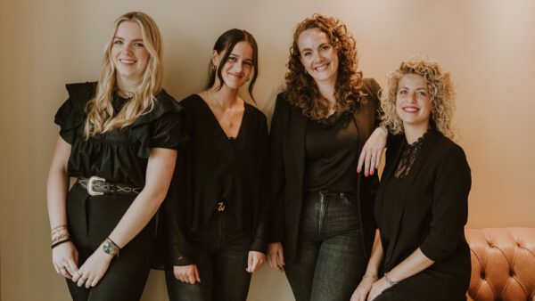 Kapsalon foto van Curly’s Hair & Styling