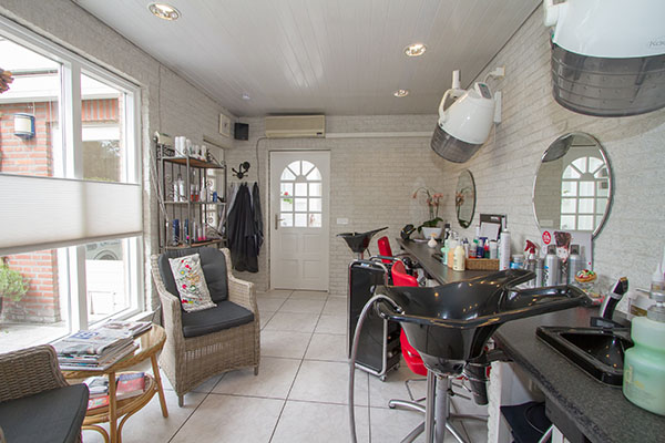 Kapsalon foto van Dames en Herenkapsalon ’t Salonneke