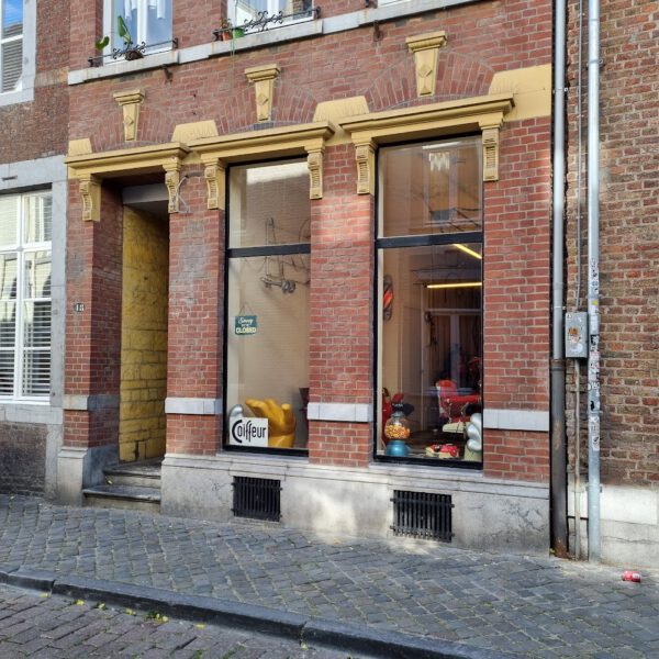 Kapsalon foto van Gaston Ubachs