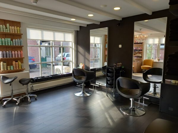 Kapsalon foto van HAAR! voor hem en haar