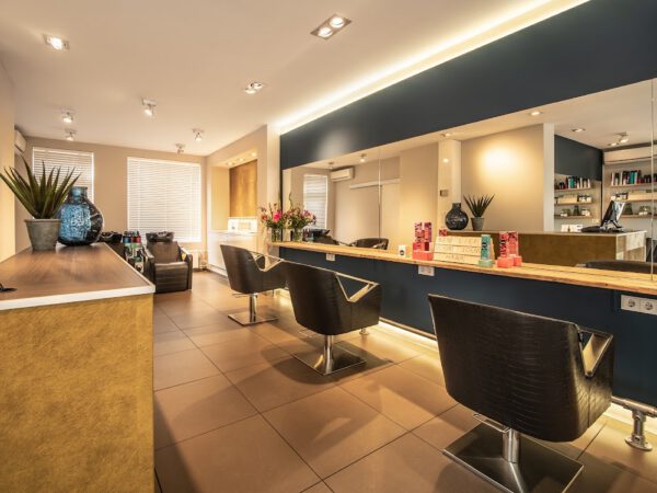 Kapsalon foto van Haar op de hoek