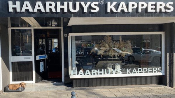 Kapsalon foto van Haarhuys Kappers