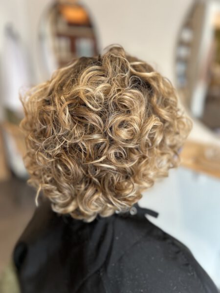 Kapsalon foto van Haarmode Contour