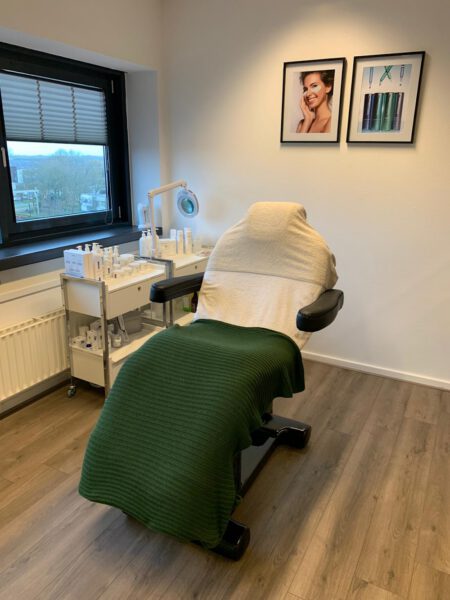 Kapsalon foto van Hair & Beauty by Karlijn