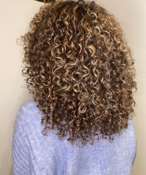 Kapsalon foto van Hair by Jagdies