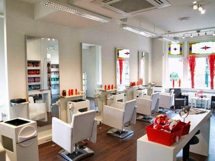 Kapsalon foto van Hairmaxx Wagen