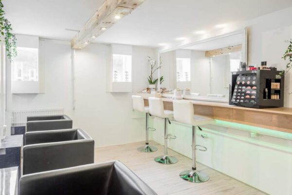 Kapsalon foto van Hairmess by Pawel Godlewski