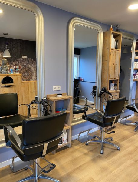 Kapsalon foto van Hairstyliste-Elma