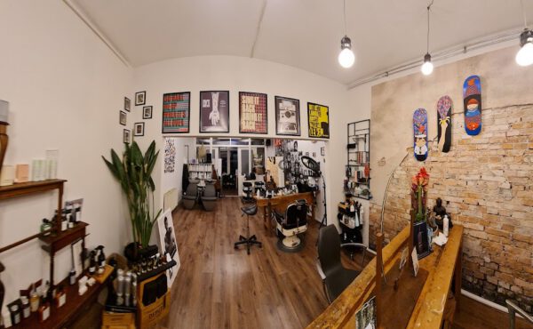 Kapsalon foto van Headz for Hair