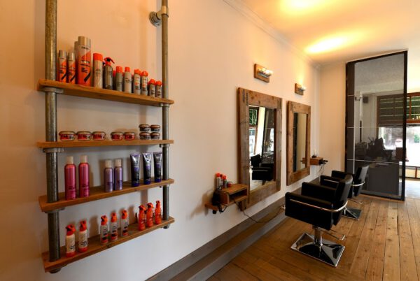 Kapsalon foto van Het Knipcafé