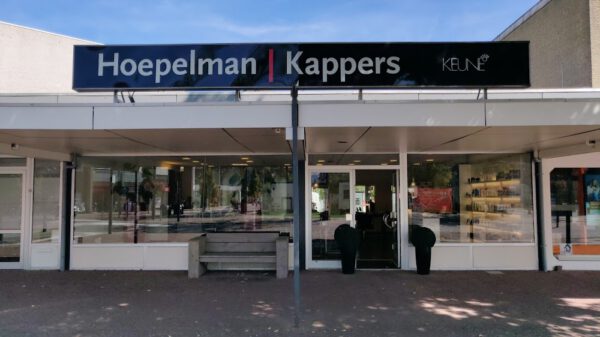 Kapsalon foto van Hoepelmankappers