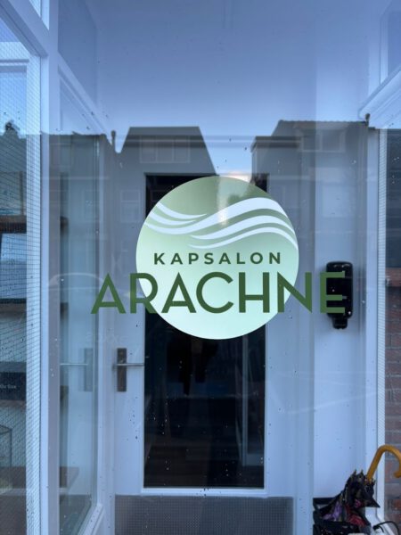 Kapsalon foto van Kapsalon Arachne