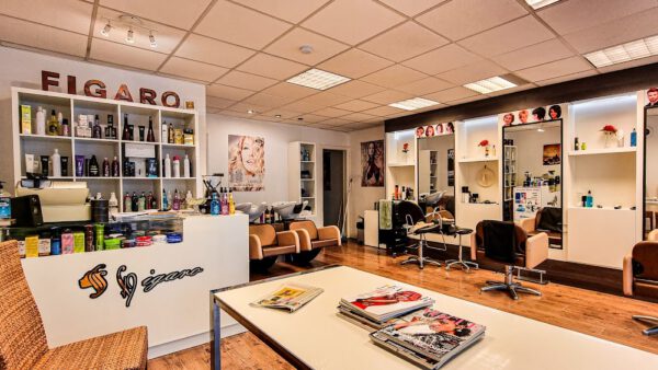 Kapsalon foto van Kapsalon Figaro Hillegom