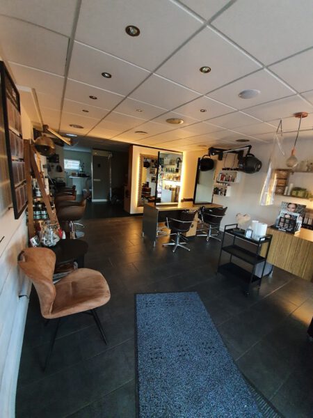 Kapsalon foto van Kapsalon Haarfijn