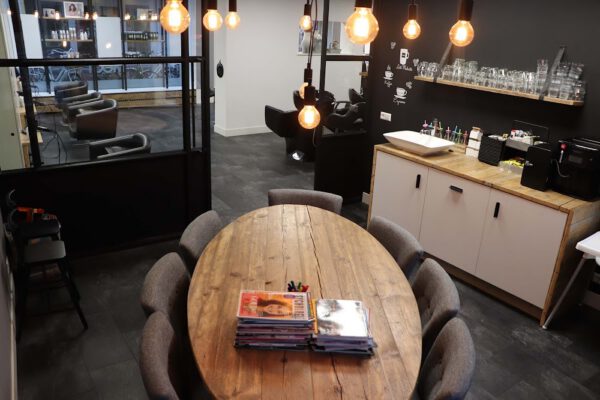 Kapsalon foto van Kapsalon Mooi Woerden