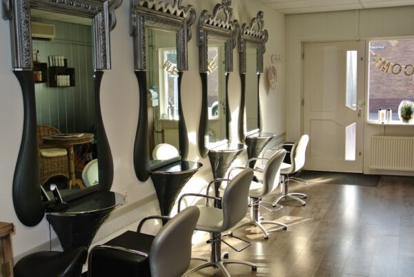 Kapsalon foto van Kapsalon Mooi!