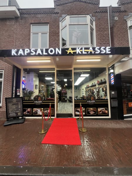 Kapsalon foto van Kapsalon Op De Markt