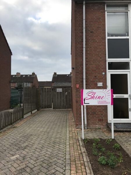 Kapsalon foto van Shine Kapper