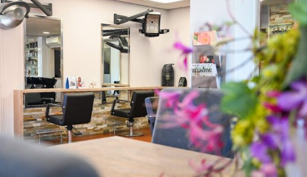 Kapsalon foto van Tielen Haarmodes