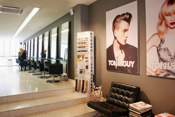 Kapsalon foto van Toni&Guy Magna Plaza