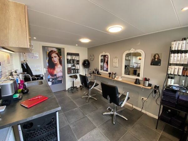 Kapsalon foto van de Qnipsalon