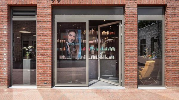 Kapsalon foto van kapper & co