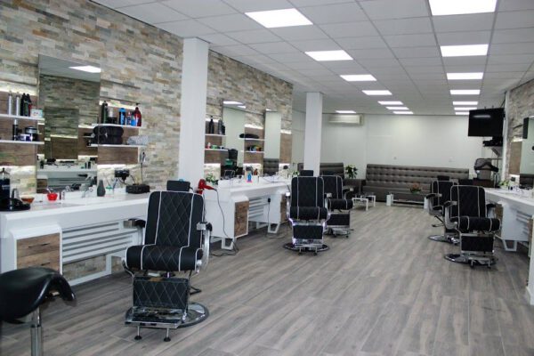 Kapsalon foto van kapsalon van Eeten